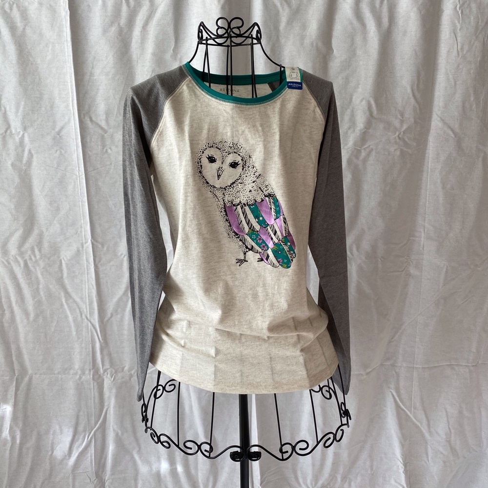 Girl’s Arizona long sleeve shirt.